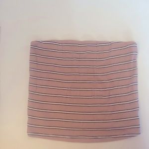 brand is American eagle, size L, material is viscose